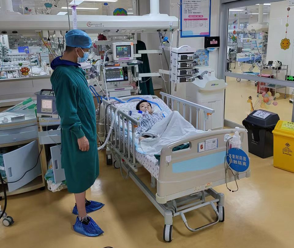 萨迦县跨省救护车出租公司